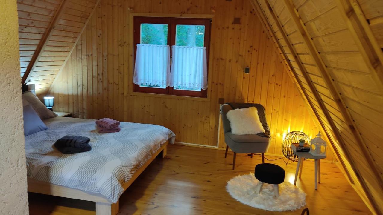 Вилла Kuca Za Odmor "Med Strmci" Zlobin Экстерьер фото